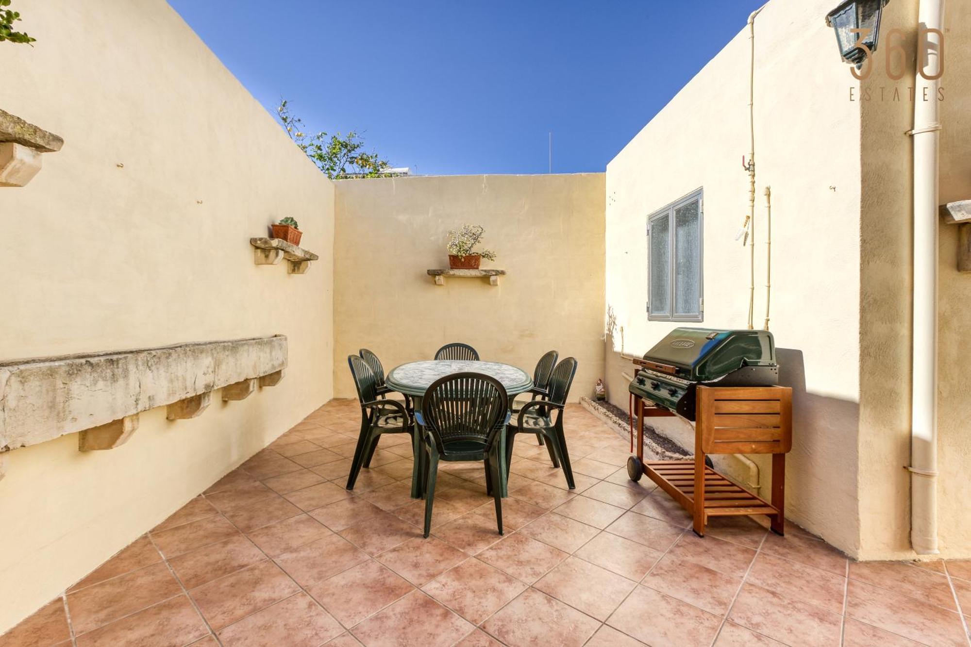 A Lovely 3Br Maisonette In Lovely Town Of Rabat By 360 Estates エクステリア 写真